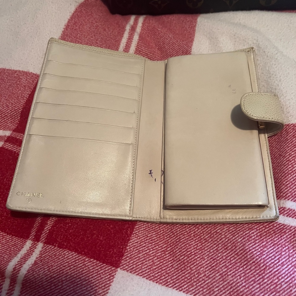 Chanel wallet - Picture 2 of 8